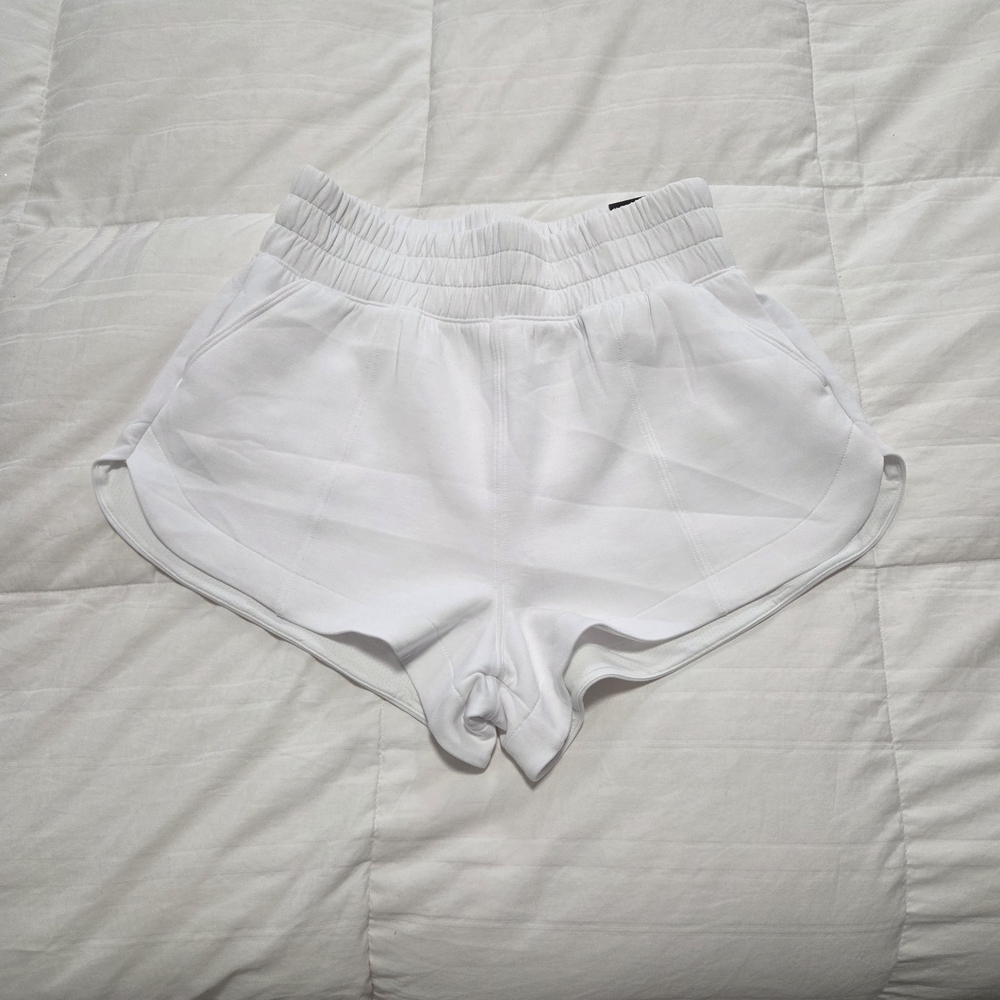 NWT Abercrombie YPB Women's Classic White Athletic Shorts